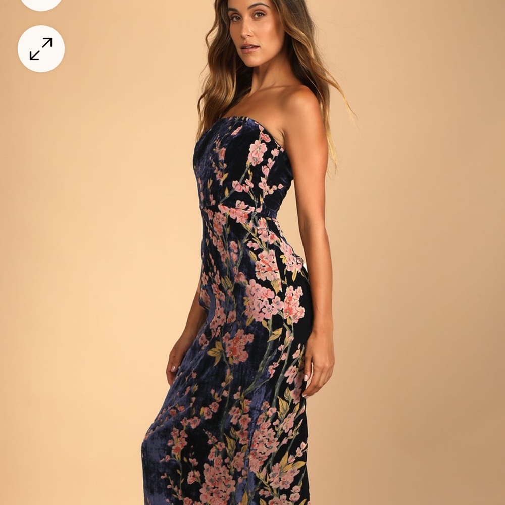 Lulus Buy You Flowers Navy Floral Print Velvet Strapless Midi Dress